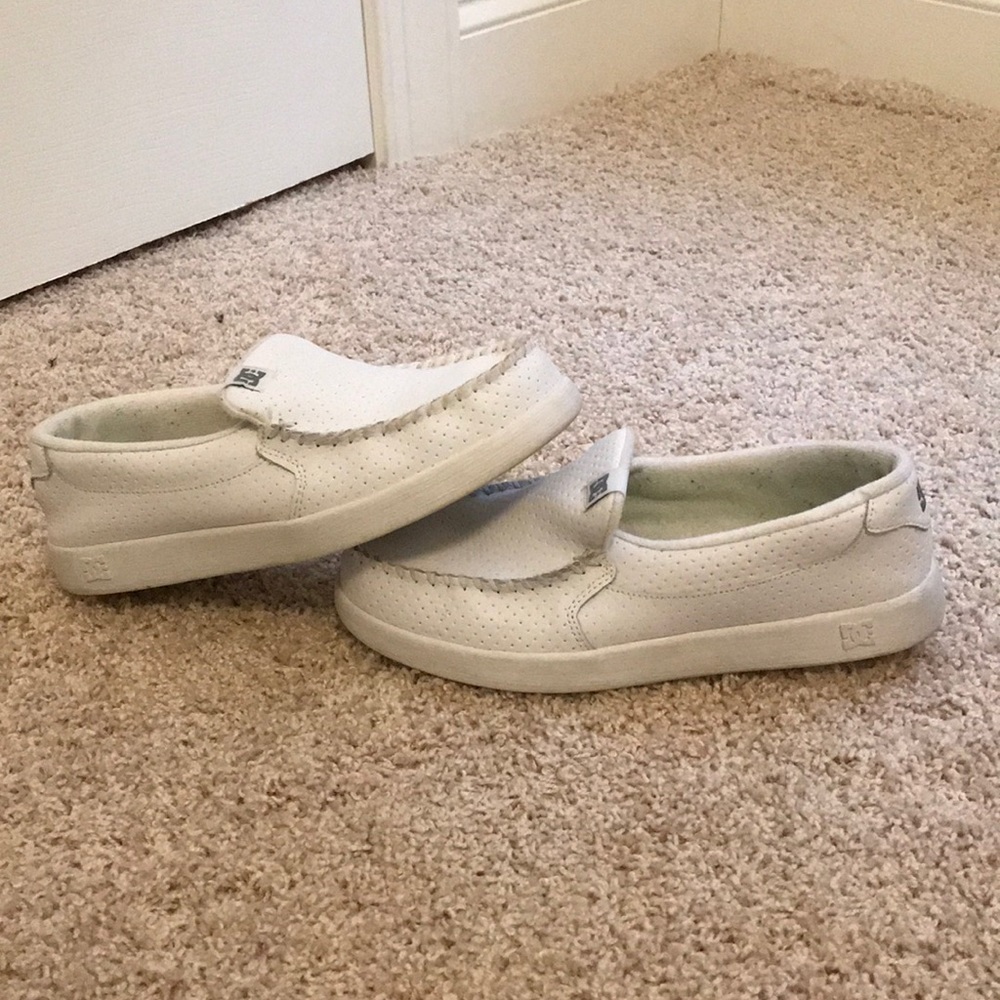 Men’s white DC slip ons loafers
